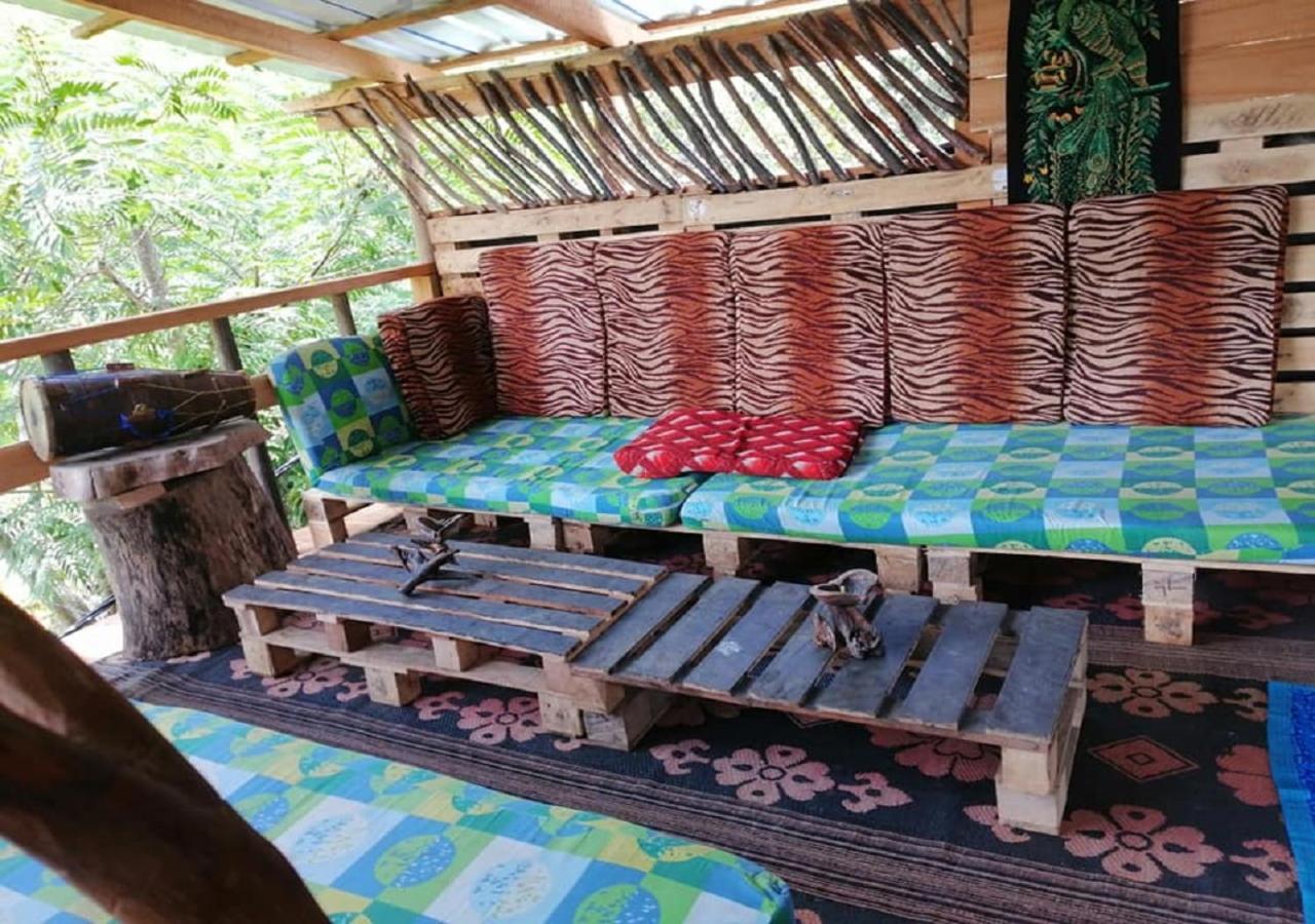 Tree House Cafe Ella Hostel Buitenkant foto